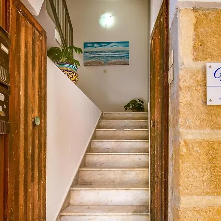 Casa de hóspedes Namuri 4*