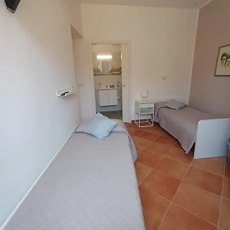 Namuri Casa de hóspedes 4*